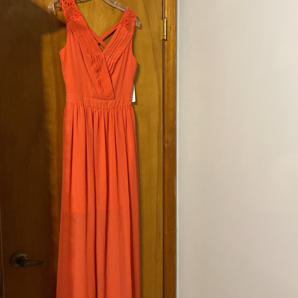Charming Charlie Women’s Maxi Coral Dress. Size S.